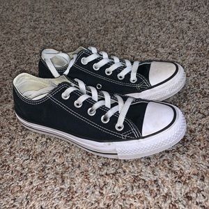 Black converse